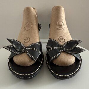 Franco Sarto - Black - Leather - Heels with Bow and Stitch Detail - Size 8M